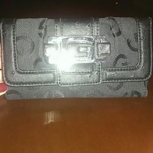 Guess wallet