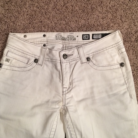 Sold in bundle - Picture 2 of 4
