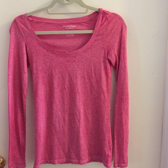 American Eagle Long Sleeve T-Shirt