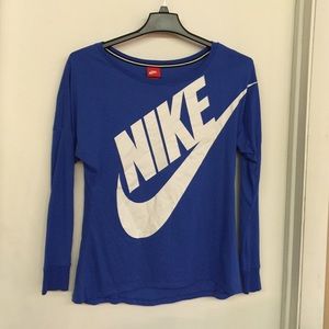 Nike light weight shirt