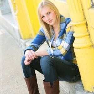 Flannel plaid button down shirt