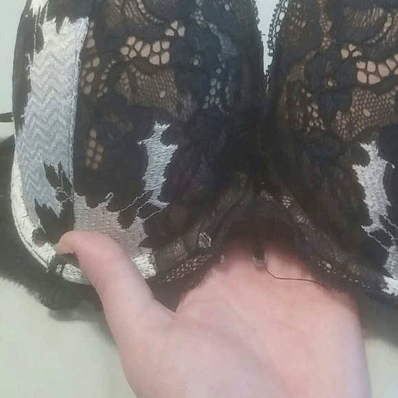 Limited edition Very Sexy Seduction Lace push-up - Picture 2 of 3