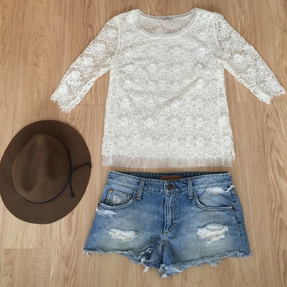 Tops - Elegant lace top