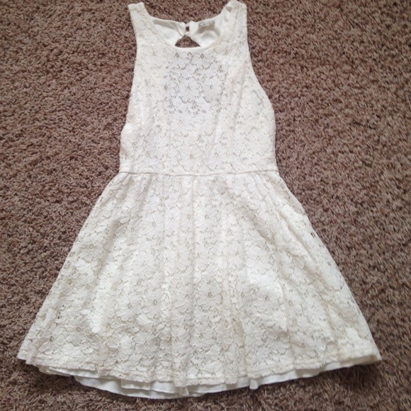 KIRRA LACE DRESS