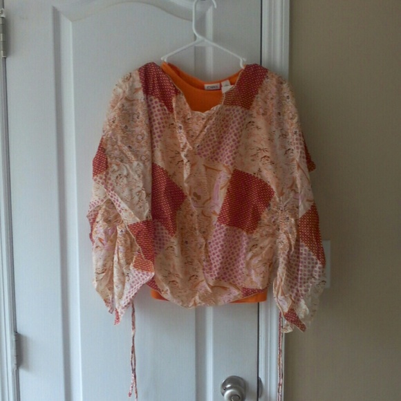 Pullover - Picture 1 of 1