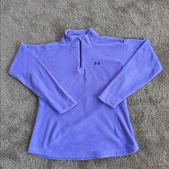 Under Armour Pullover.