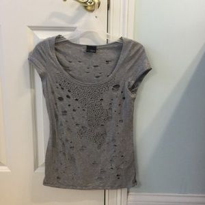 Day trip grey, destroyed t-shirt