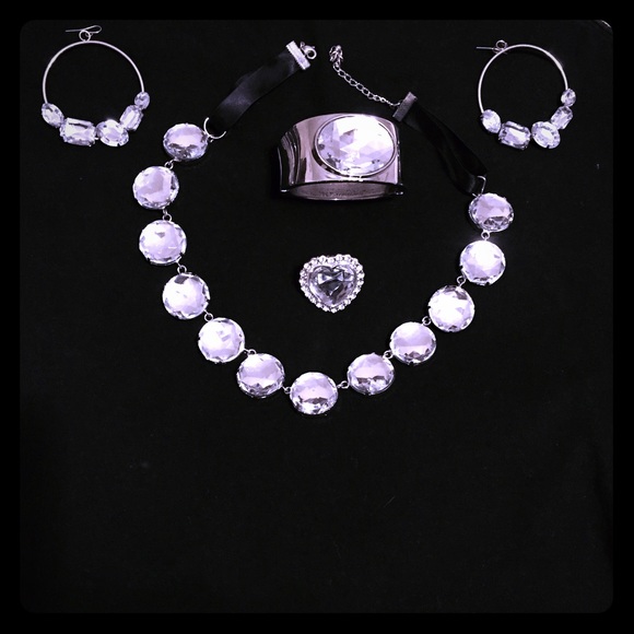 Jewelry set - Picture 1 of 2