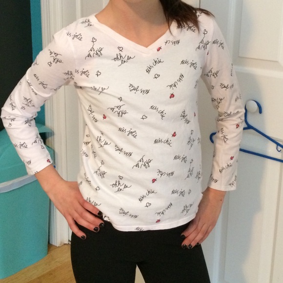 White long sleeved, graphic t-shirt