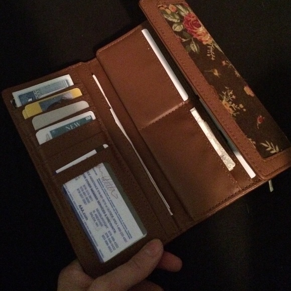 Wallet - Picture 3 of 3