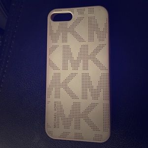 iPhone 5 - original Michael Kors soft case