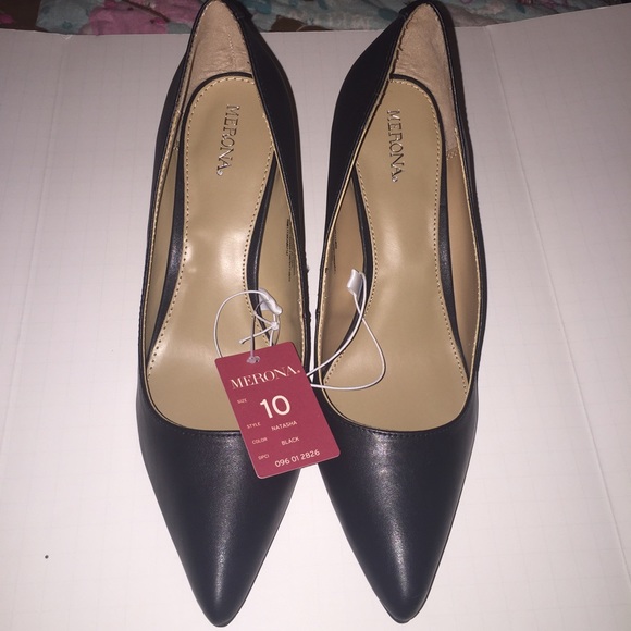 NWT Merona "Natasha" Black Pumps