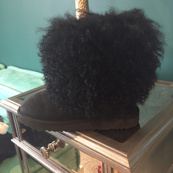 Mongolian SheepSkin Uggs GREAT DEAL!