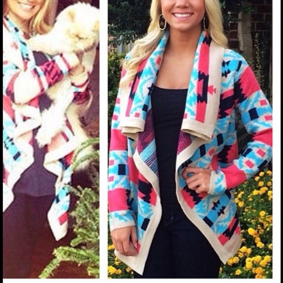 Sweaters - Sweater