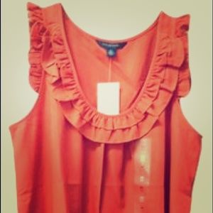 NWT Tommy Terracotta/brick-red ruffle, swing top