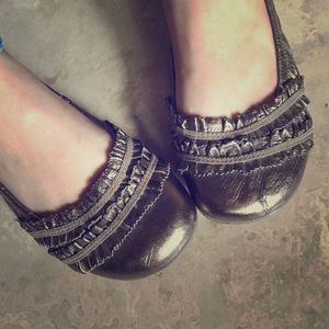 Darling ballet flats with ruffles