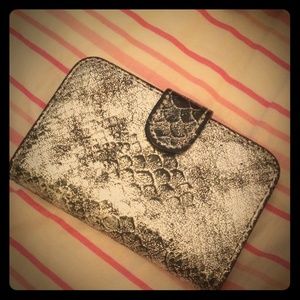 iPhone 4 wallet case