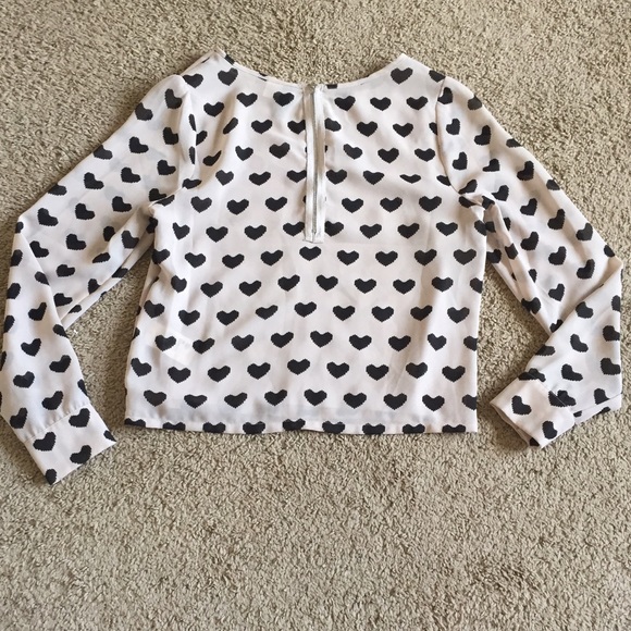 Heart Fashionable Sweater - Picture 2 of 4