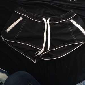 Hobie Black and white board shorts