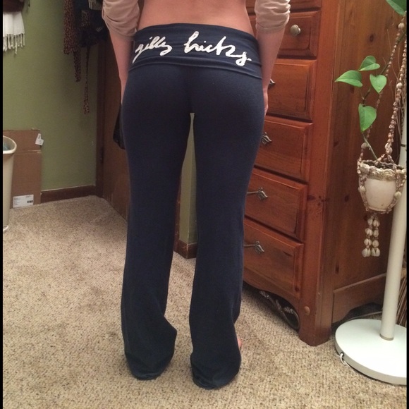 gilly hicks pants