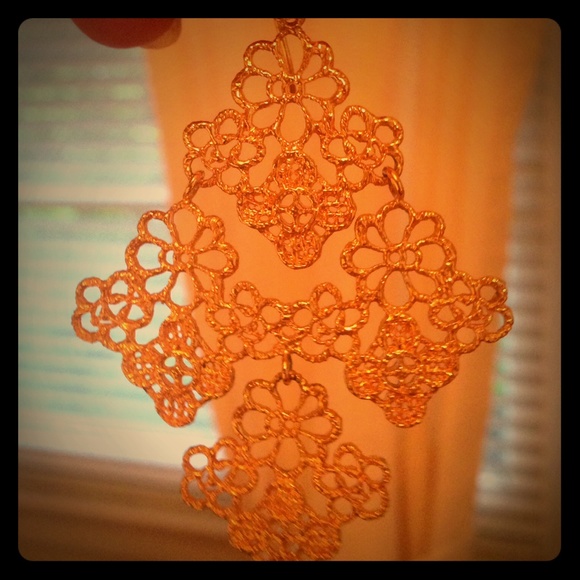 Stella and Dot Chantilly Lace earrings