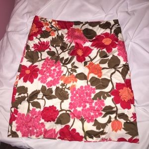 Ann Taylor patterned skirt!