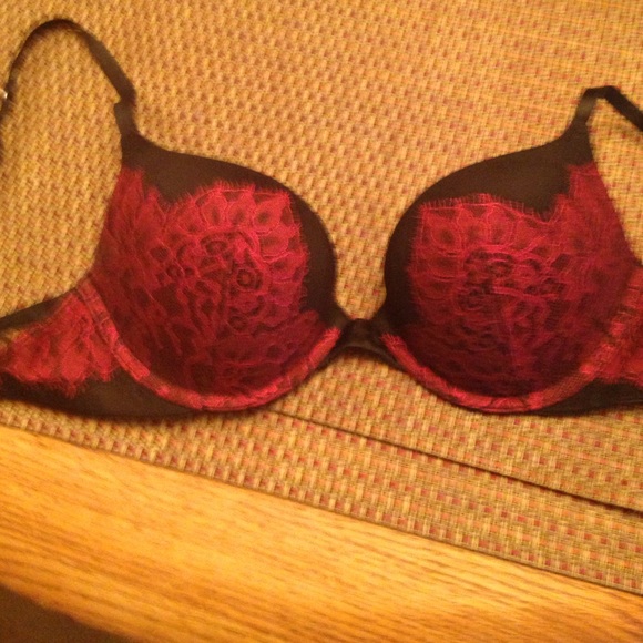 Bra never been worn