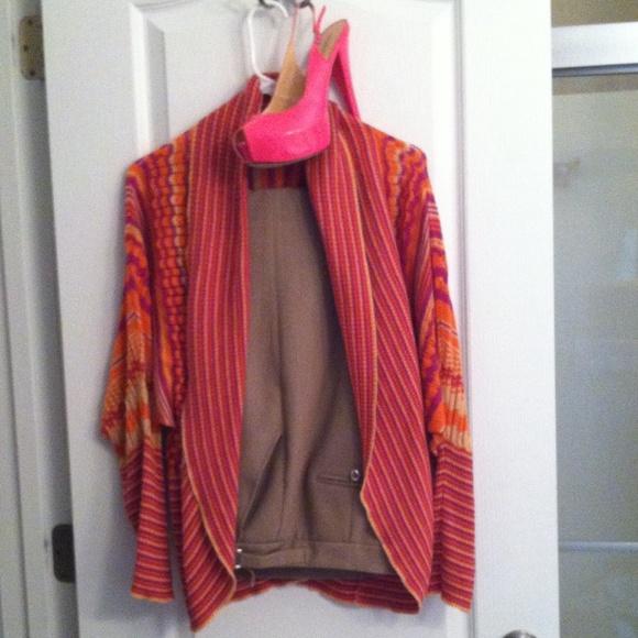 Cardigan - Picture 3 of 4