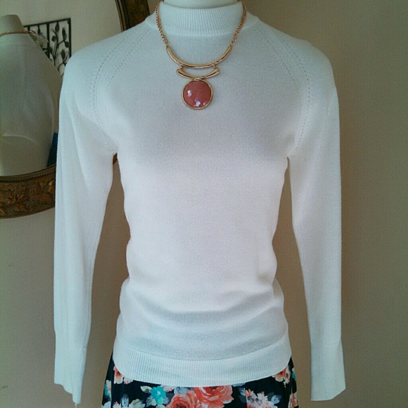 Vintage white sweater Clearance