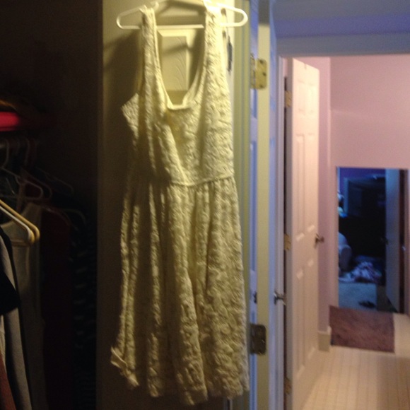 Flower dress white