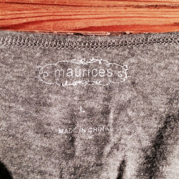 Classy Ruffled Top - Picture 3 of 3