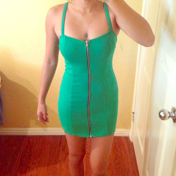 Bandage green dress
