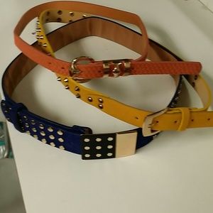 🎉FLASH SALE🎉Belts! Bundle size S/M