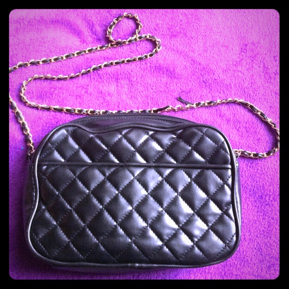 Black Quilted Crossbody