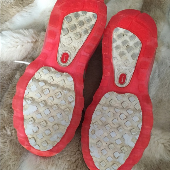 NEED GONE PLEASE MAKE OFFER - Picture 3 of 3