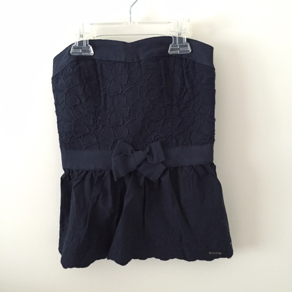 Hollister Tops - navy strapless peplum top