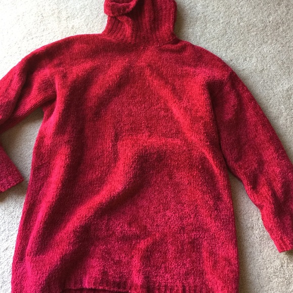 Red comfy sweater size small