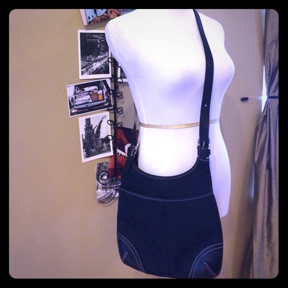 Authentic Coach Messenger style bag.  NWOT.