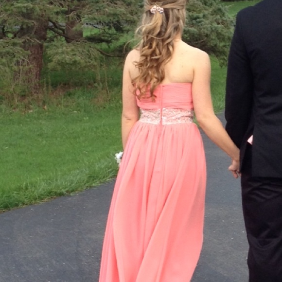 Stunning Coral Strapless Prom Dress!! - Picture 4 of 4