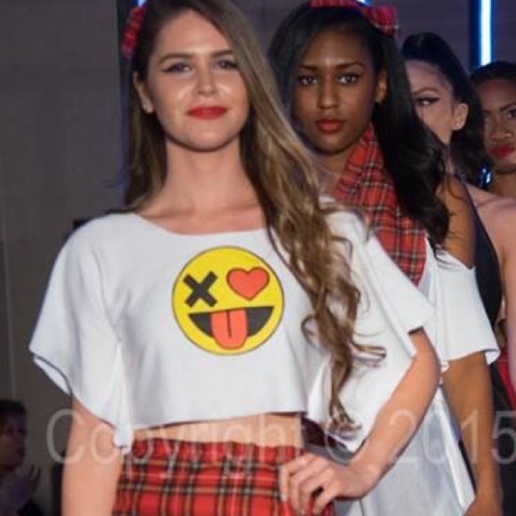 Custom Couture Smiley Emoji Top - Picture 2 of 4