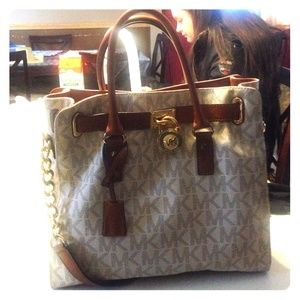 Michael Kors Hamilton