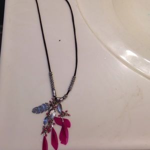 Long pink feather necklace!!!