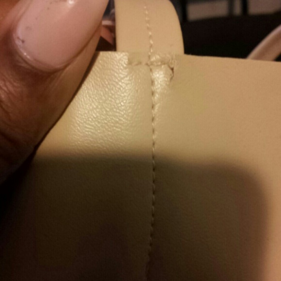 White and black pvc tote