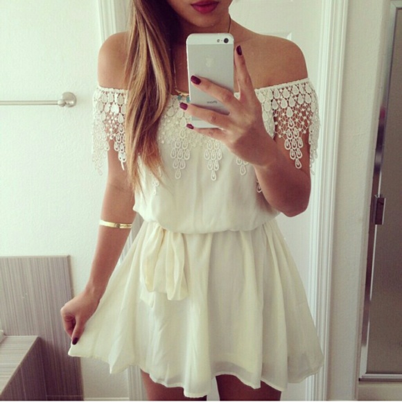 Dresses & Skirts - off shoulder white chiffon dress