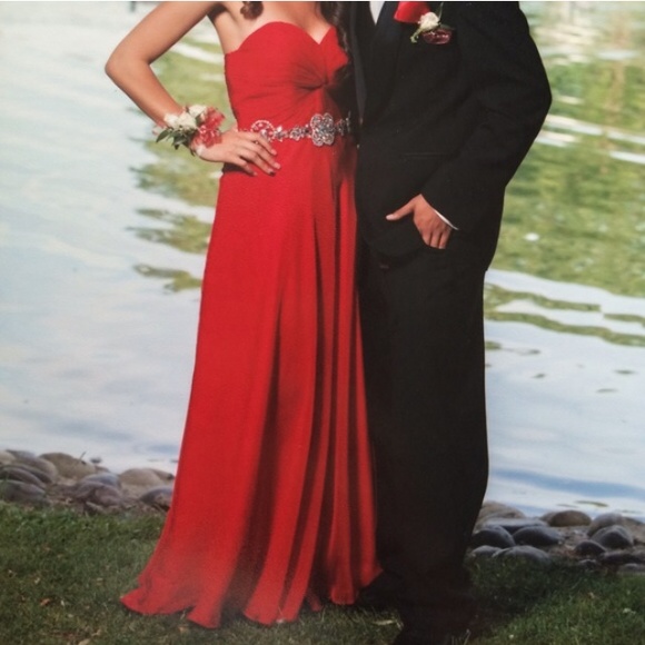 ❤️PROM DRESS!!!!❤️ (must go!!) - Picture 2 of 4