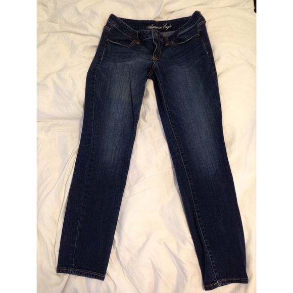 [SOLD in bundle] AE 10-short dark wash jeggings