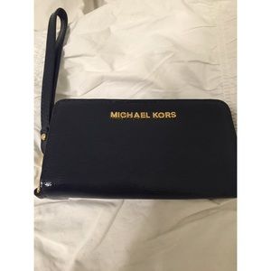 Michael Kors navy blue wristlet
