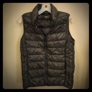 Slate grey UNIQLO down vest