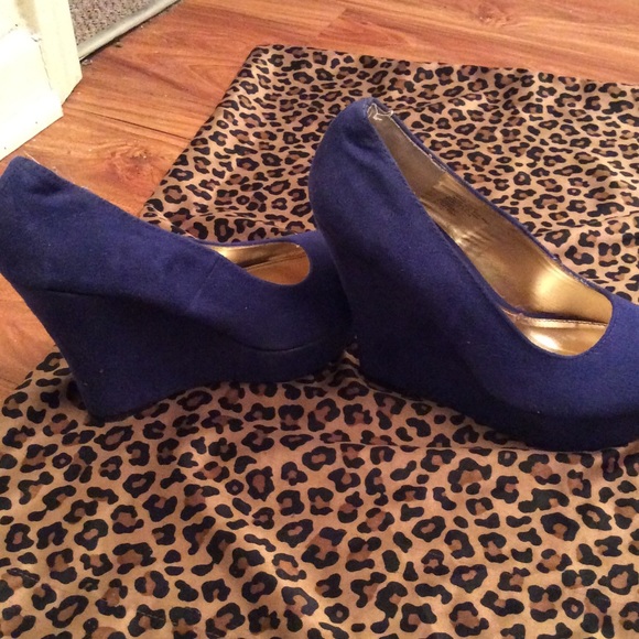 Blue wedges - Picture 2 of 4