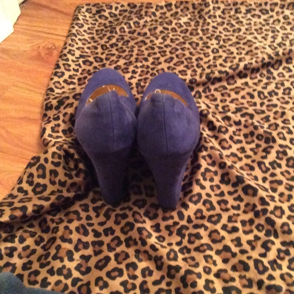 Blue wedges - Picture 3 of 4